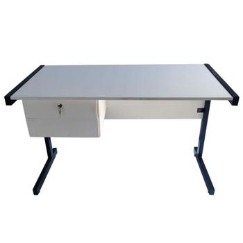 Mesa reta pés de ferro com 2 gavetas/fechadura